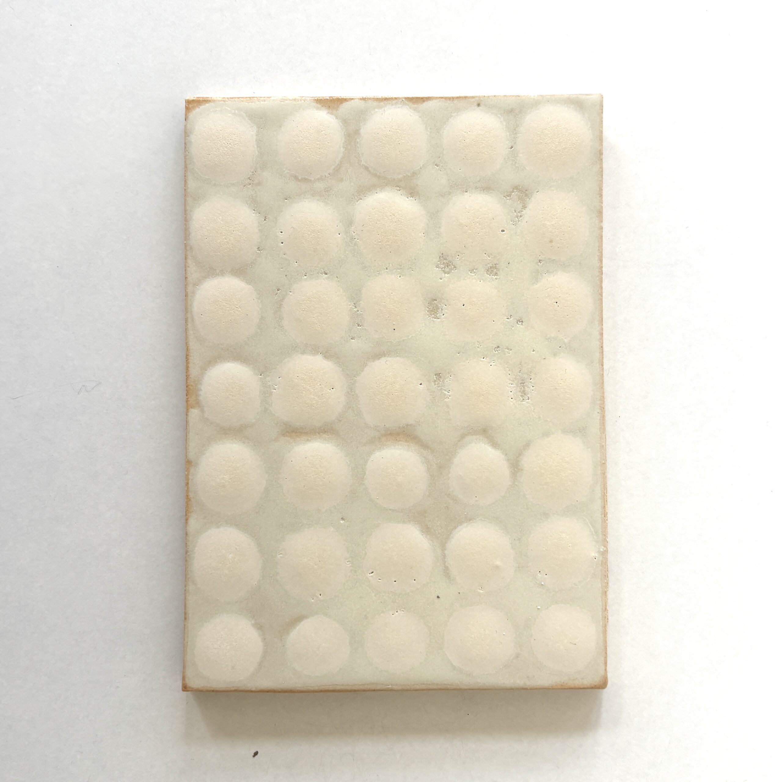 tile a6, diagonal stripes.
