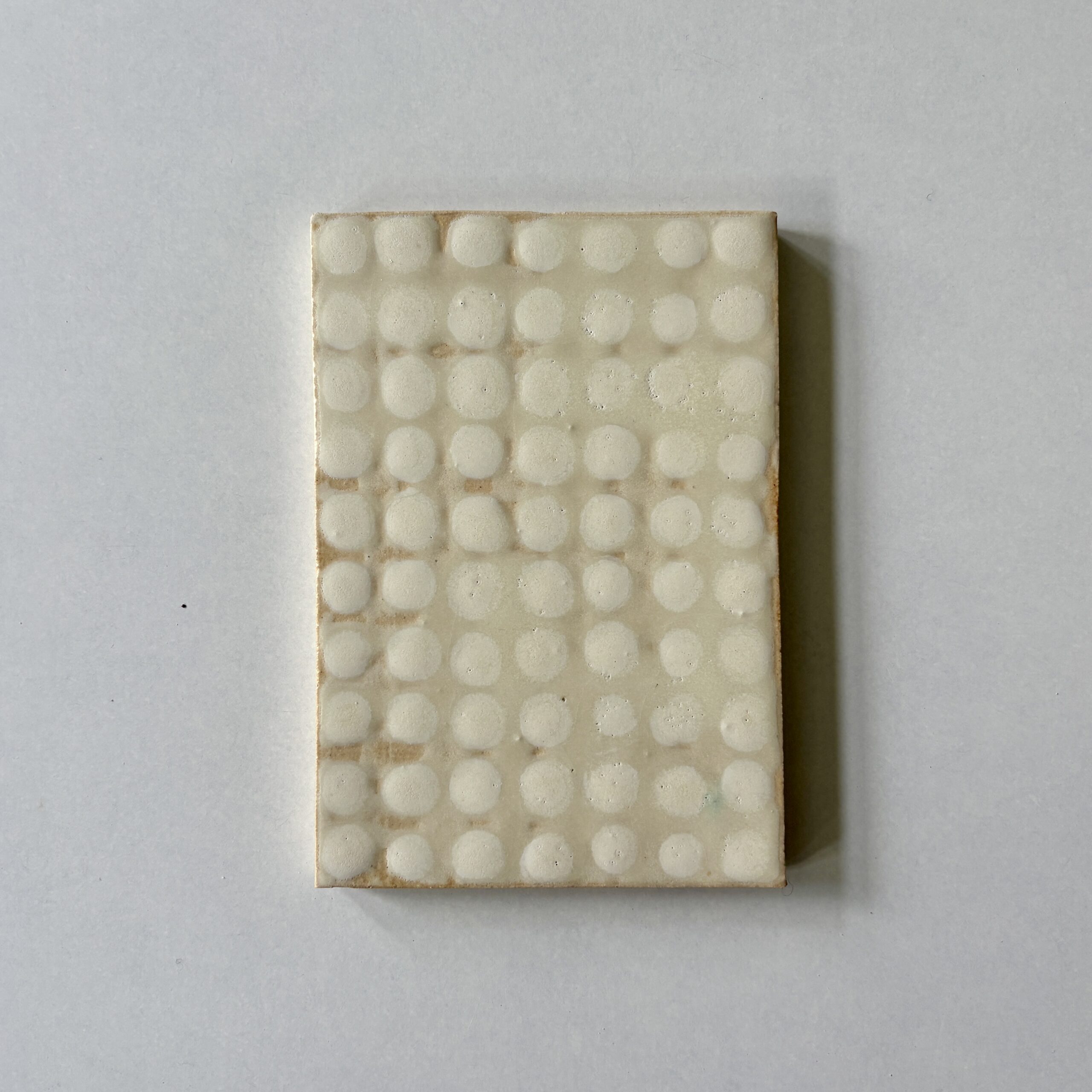a6, dots 70