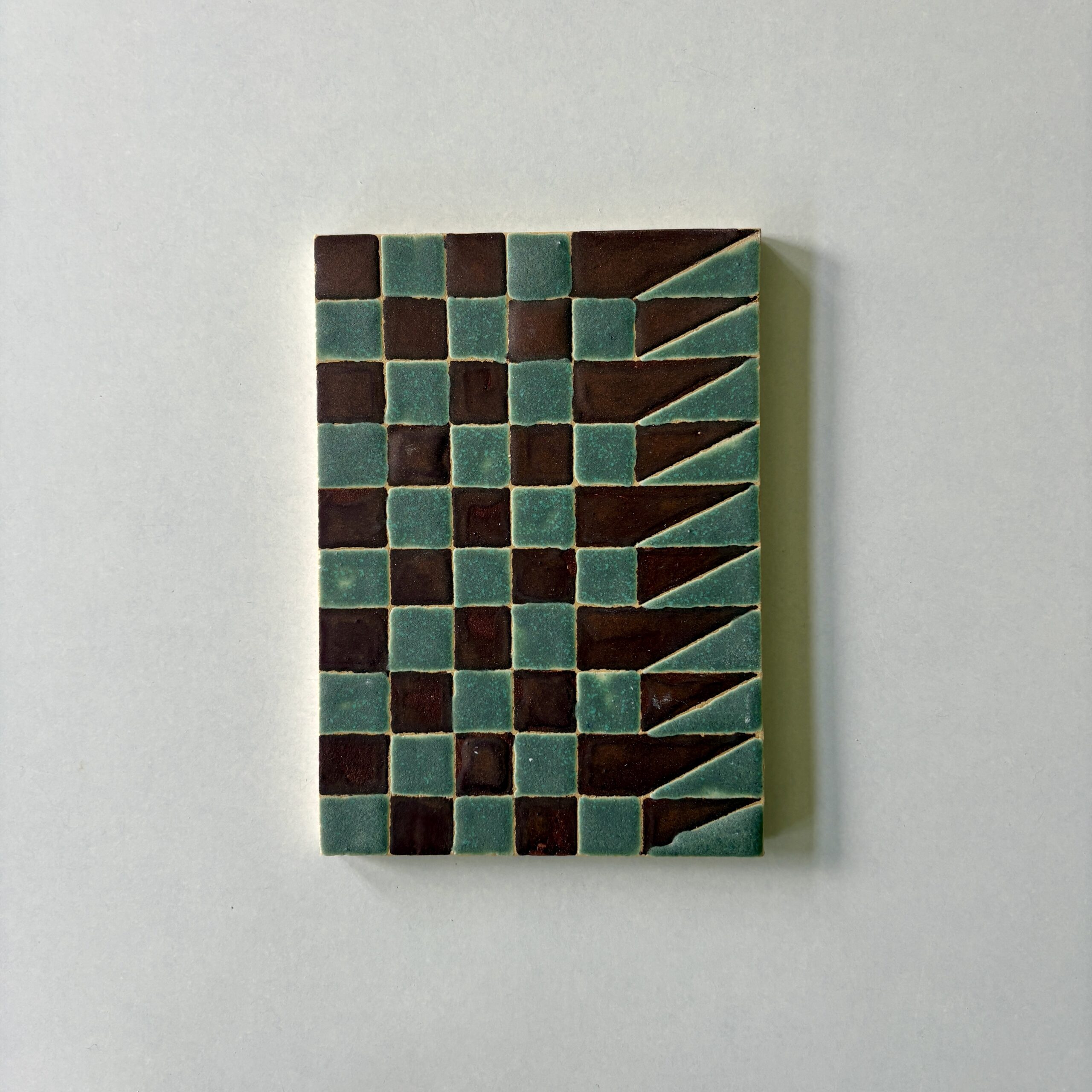 a6, grid brown and blue